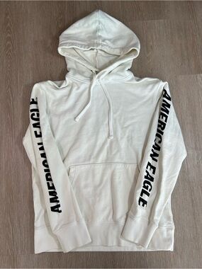 Retro American Eagle Outfitters White Hooded Sweatshirt with Sleeve Logo Y2K